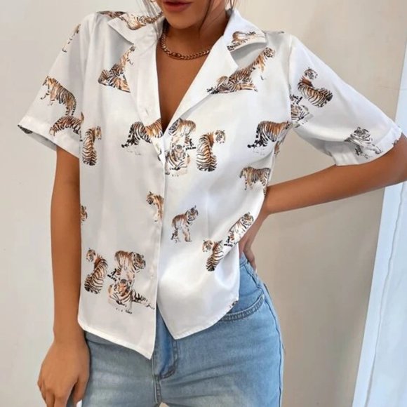 "ROAR" TIGER PRINT BUTTON DOWN BLOUSE CHIC STATEME - Picture 4 of 6